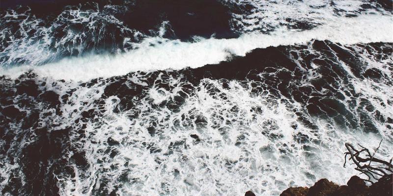 睡眠健康管理新策略：如何通过专业监测与行为干预改善慢性失眠